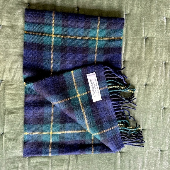 Locharron Men's Wool Scarf - Picture 1 of 6